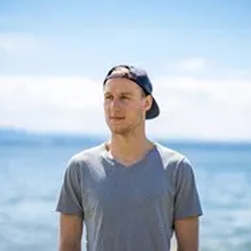 Niklas Hoffmann Headshot